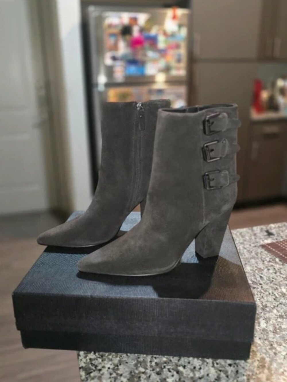 Size 10 boots (narrow fit, see description)